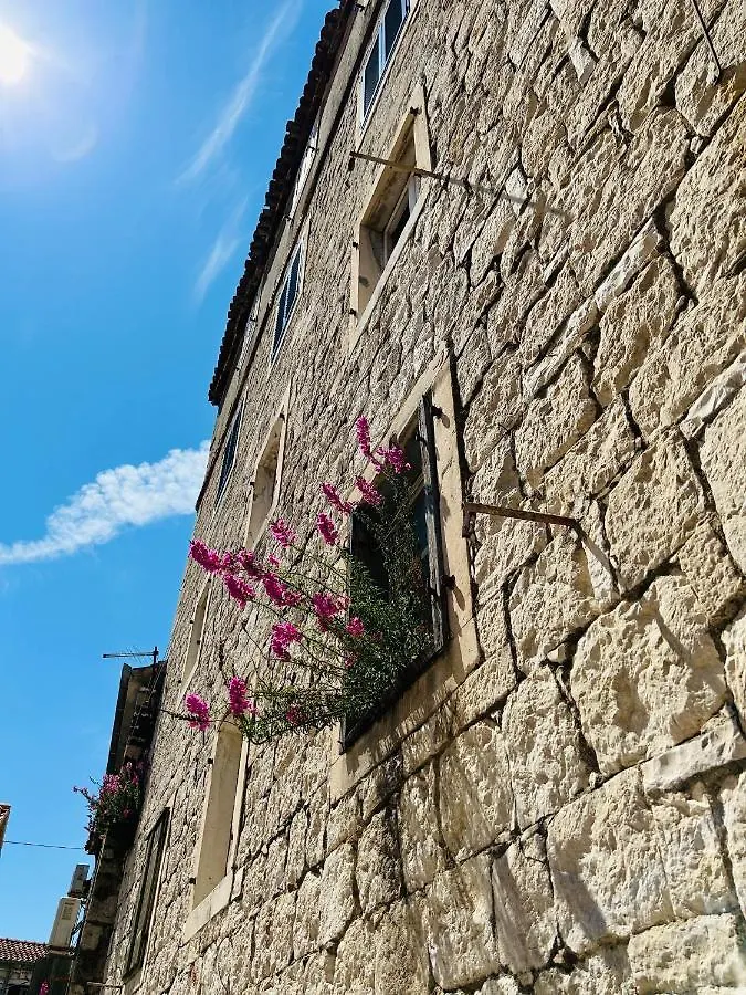 Arapova Apartment Split